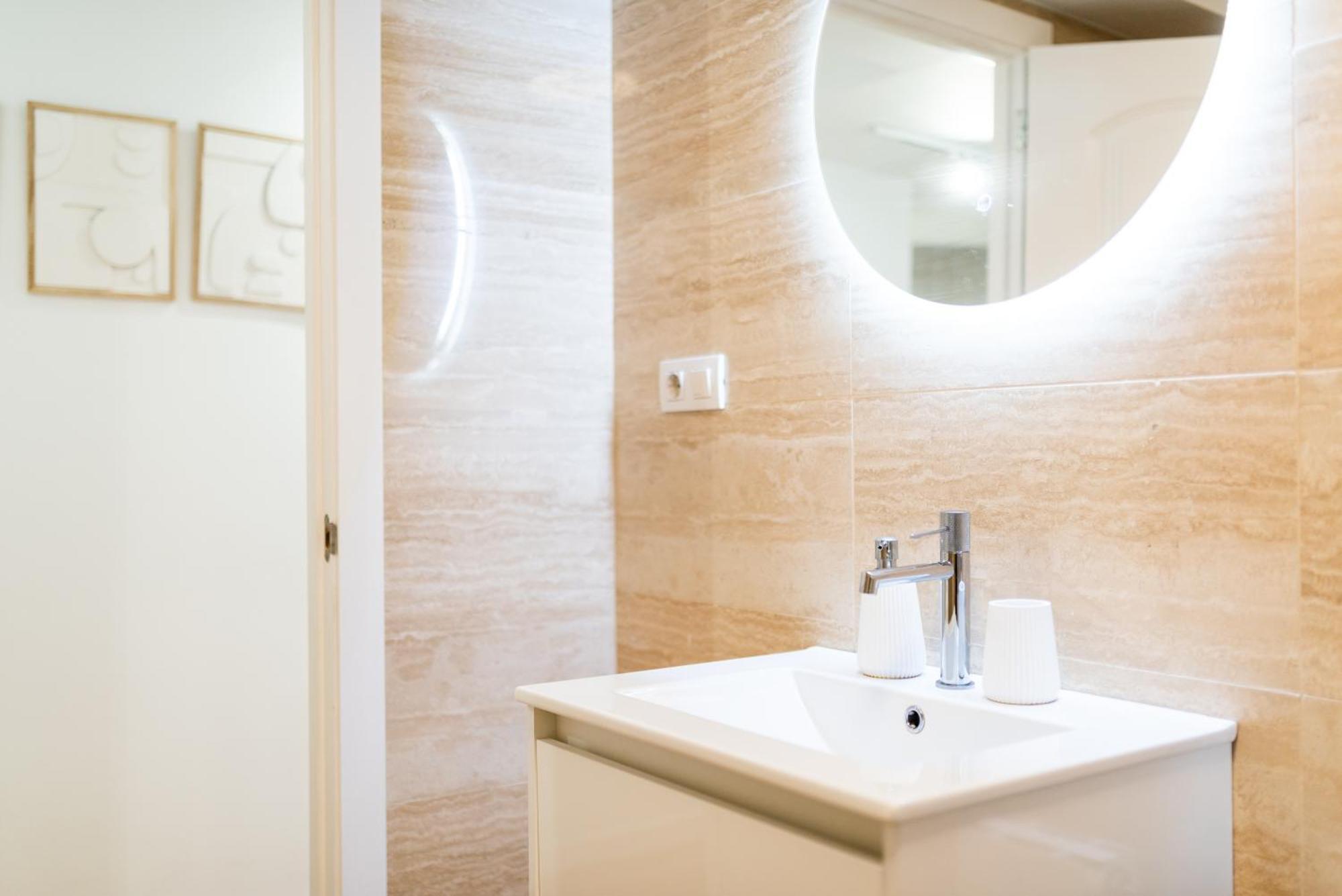Moderno Apartamento En Granada Centro 外观 照片
